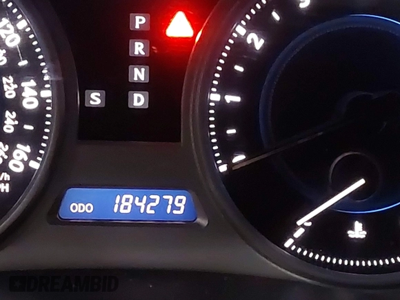 2008 Lexus IS with VIN JTHBK262085076032, listed as a IAAI auction lot 41839802 with 184,279 mi miles. Bid and sale history available at carsss.com. Image 15.