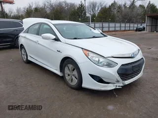 2015 Hyundai Sonata Hybrid Limited with VIN KMHEC4A44FA132151, listed as a IAAI auction lot 41497863 with 88,778 mi miles. Bid and sale history available at carsss.com. Image 1.