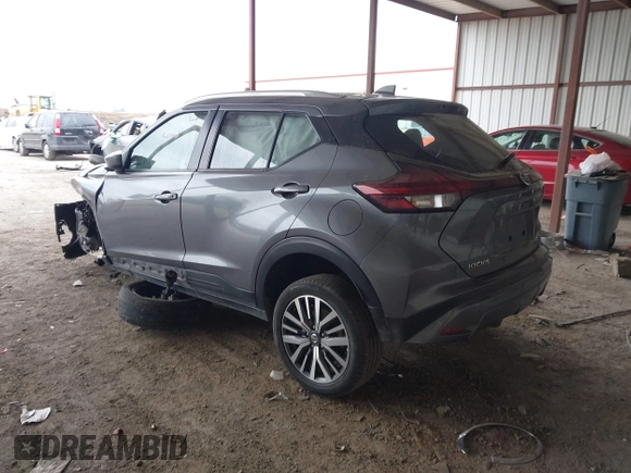 2021 Nissan Kicks SV with VIN 3N1CP5CV2ML505854, listed as a IAAI auction lot 41612618 with 137,181 mi miles. Bid and sale history available at carsss.com. Image 3.