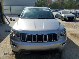 2018 Jeep Grand Cherokee Laredo E with VIN 1C4RJEAG8JC125762, listed as a Copart auction lot 49037935 with 47,693 mi miles and Clean Title. Bid and sale history available at carsss.com. Image 5.