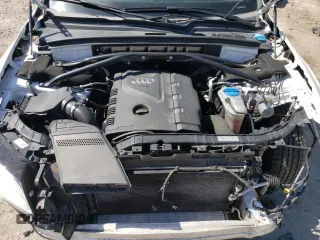 2014 Audi Q5 Premium Plus with VIN WA1LFAFPXEA057288, listed as a Copart auction lot 52636095 with 133,401 mi miles and Salvage Title. Bid and sale history available at carsss.com. Image 12.