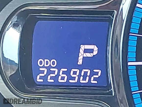 2011 Toyota Sienna XLE AAS with VIN 5TDYK3DCXBS097582, listed as a IAAI auction lot 42233594 with 226,902 mi miles and . Bid and sale history available at DreamBid. Image 15.