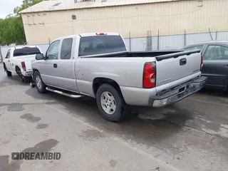 2005 Chevrolet Silverado 1500 LS with VIN 2GCEC19V751211824, listed as a IAAI auction lot 41944646 with 209,917 mi miles and . Bid and sale history available at DreamBid. Image 3.