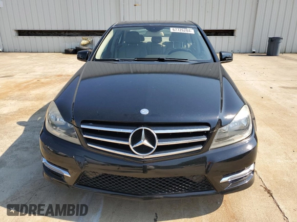 2014 Mercedes-Benz C 350 Sport with VIN WDDGF5HBXEA913811, listed as a Copart auction lot 67726284 with 67,814 mi miles and Salvage Title. Bid and sale history available at DreamBid. Image 5.