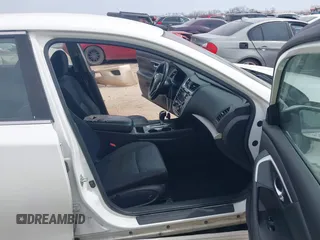 2018 Nissan Altima SV with VIN 1N4AL3AP2JC241377, listed as a IAAI auction lot 41782081 with 131,849 mi miles and . Bid and sale history available at DreamBid. Image 5.