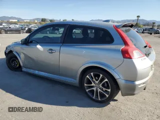 2009 Volvo C30 z VIN YV1MK672692122489, wystawiony jako Copart lot #49521025 z przebiegiem 134 754 mil mil oraz Szkoda całkowita • Salvage title. Historia ofert i sprzedaży dostępna na DreamBid. Obrazek 2.