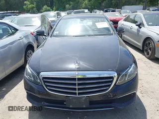 2017 Mercedes-Benz E 300 Luxury with VIN WDDZF4KB2HA126271, listed as a IAAI auction lot 42336777 with 253,907 mi miles and . Bid and sale history available at DreamBid. Image 12.