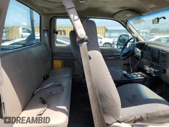 2004 Ford F-250 XL с VIN 1FTNX20L94EB65979, выставлен на аукционе Copart как лот 57833135 с пробегом 231 436 миль миль и Чистый • Clean title. История ставок и продаж доступна на DreamBid. Изображение 10.