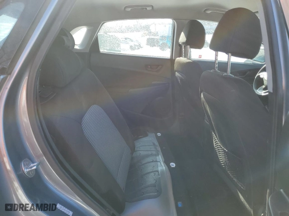 2020 Hyundai Kona SE with VIN KM8K12AA9LU442695, listed as a Copart auction lot 45700635 with 79,811 mi miles and Salvage Title. Bid and sale history available at carsss.com. Image 10.