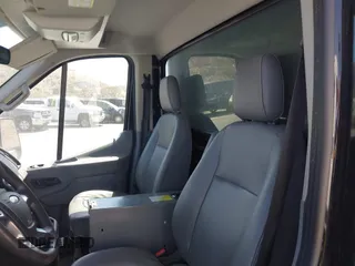 2017 Ford Transit с VIN 1FDBF9ZM4HKB57754, выставлен на аукционе IAAI как лот 42370336 с пробегом 118 195 миль миль и . История ставок и продаж доступна на DreamBid. Изображение 8.