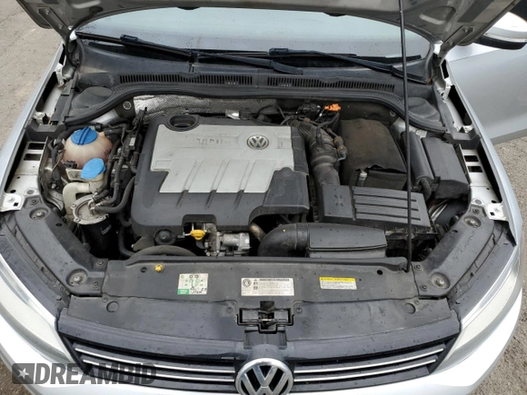 2014 Volkswagen Jetta TDI w/Premium with VIN 3VWLL7AJ6EM431528, listed as a Copart auction lot 48717075 with 149,664 mi miles and Salvage title. Bid and sale history available at DreamBid. Image 13.