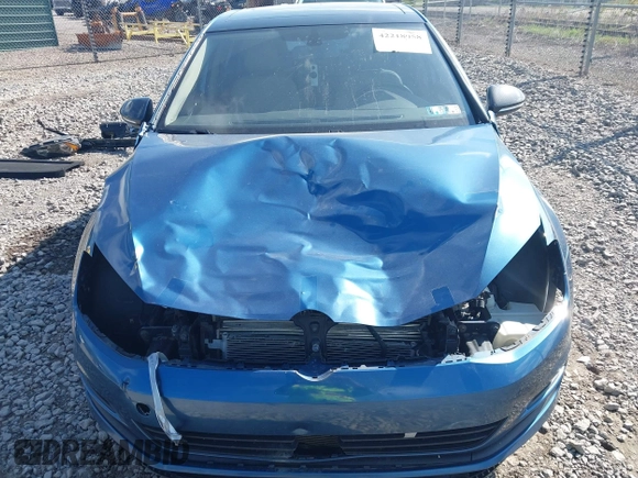 2017 Volkswagen Golf S z VIN 3VW217AUXHM061460, wystawiony jako IAAI lot #42218058 z przebiegiem 115 957 mil mil oraz . Historia ofert i sprzedaży dostępna na DreamBid. Obrazek 6.