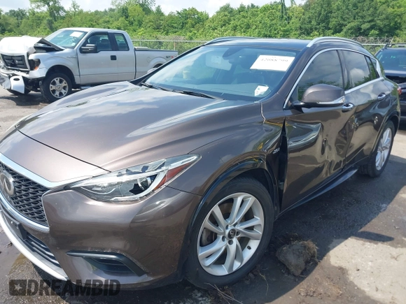 2019 Infiniti QX30 Luxe z VIN SJKCH5CP5KA012022, wystawiony jako IAAI lot #42088799 z przebiegiem 107 381 mil mil oraz . Historia ofert i sprzedaży dostępna na DreamBid. Obrazek 6.