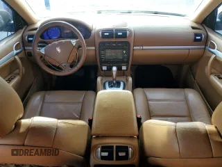 2010 Porsche Cayenne z VIN WP1AA2AP0ALA01057, wystawiony jako Copart lot #86414274 z przebiegiem 145 190 mil mil oraz Szkody całkowita. Historia ofert i sprzedaży dostępna na DreamBid. Obrazek 8.