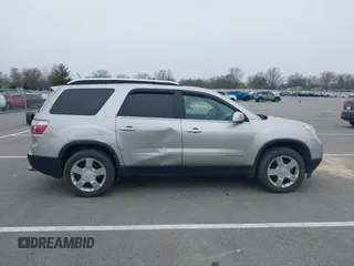 2007 GMC Acadia SLT with VIN 1GKEV23727J138899, listed as a IAAI auction lot 41984127 with 263,214 mi miles. Bid and sale history available at carsss.com. Image 13.
