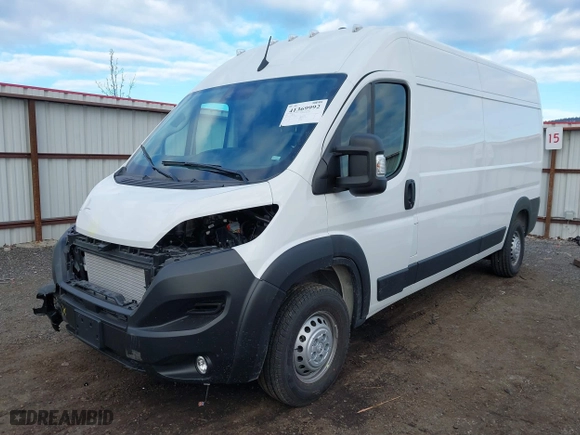 2025 Ram ProMaster Cargo Van Tradesman with VIN 3C6LRVDG8SE519340, listed as a IAAI auction lot 41369992 with 434 mi miles. Bid and sale history available at carsss.com. Image 17.