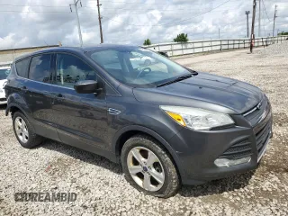 2016 Ford Escape SE z VIN 1FMCU9G95GUB48539, wystawiony jako Copart lot #57028905 z przebiegiem 124 307 mil mil oraz Szkody całkowita. Historia ofert i sprzedaży dostępna na DreamBid. Obrazek 4.