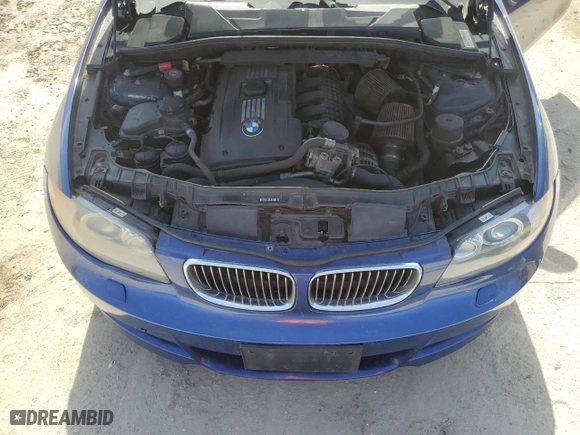 2009 BMW 1 Series 135i with VIN WBAUN93509VK40788, listed as a Copart auction lot 45245755 with 160,330 mi miles and Salvage Title. Bid and sale history available at carsss.com. Image 11.