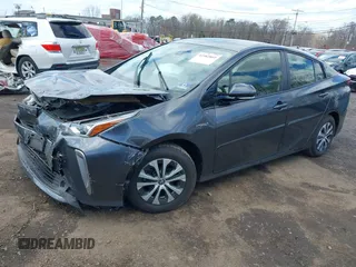2019 Toyota Prius LE with VIN JTDL9RFU2K3000147, listed as a IAAI auction lot 41982869 with 39,129 mi miles and . Bid and sale history available at DreamBid. Image 2.