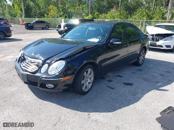 2008 Mercedes-Benz E-Class Luxury 3.5L with VIN WDBUF87X68B307818, listed as a IAAI auction lot 41881520 with 197,934 mi miles. Bid and sale history available at carsss.com. Image 17.
