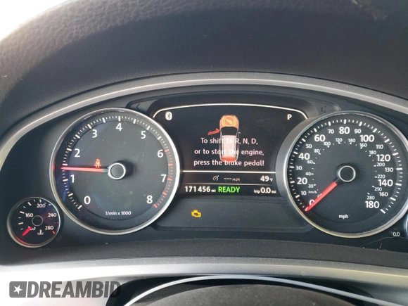 2011 Volkswagen Touareg с VIN WVGFG9BP2BD003056, выставлен на аукционе Copart как лот 84203674 с пробегом 171 456 миль миль и Списание • Salvage title. История ставок и продаж доступна на DreamBid. Изображение 9.