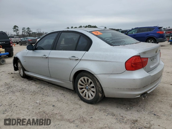 2009 BMW 3 Series 328i with VIN WBAPH77549NL82659, listed as a Copart auction lot 45563345 with 0 mi miles and Clean Title. Bid and sale history available at carsss.com. Image 2.
