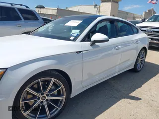2025 Audi A5 Sportback S line Premium z VIN WAUDACF5XSA009799, wystawiony jako IAAI lot #42460461 z przebiegiem 13 011 mil mil oraz . Historia ofert i sprzedaży dostępna na DreamBid. Obrazek 6.