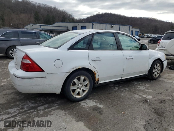 2006 Ford Five Hundred SE with VIN 1FAFP23176G177852, listed as a Copart auction lot 82514684 with 235,599 mi miles and Salvage Title. Bid and sale history available at carsss.com. Image 3.