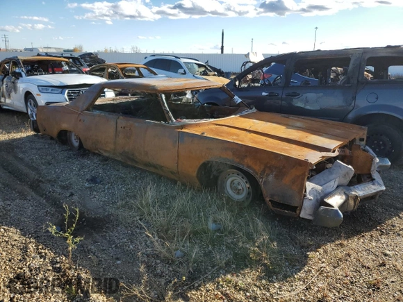 1978 Chrysler New Yorker z VIN CS43N8C141001, wystawiony jako Copart lot #75921724 z przebiegiem Nie podano mil oraz Nie do naprawy. Historia ofert i sprzedaży dostępna na DreamBid. Obrazek 4.
