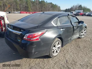 2014 Nissan Altima 2.5 SV with VIN 1N4AL3AP8EC293098, listed as a IAAI auction lot 41624694 with 259,608 mi miles. Bid and sale history available at carsss.com. Image 4.