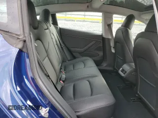 2020 Tesla Model 3 Long Range with VIN 5YJ3E1EB0LF664562, listed as a Copart auction lot 50484355 with 31,884 mi miles and Salvage Title. Bid and sale history available at carsss.com. Image 11.
