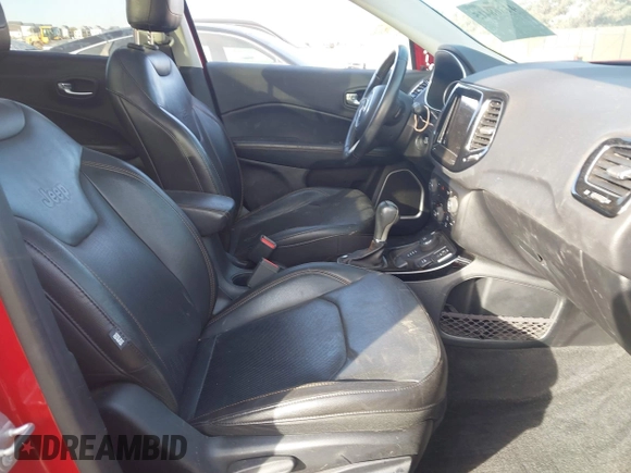 2018 Jeep Compass Limited with VIN 3C4NJDCB8JT264174, listed as a IAAI auction lot 41368415 with 67,594 mi miles. Bid and sale history available at carsss.com. Image 5.