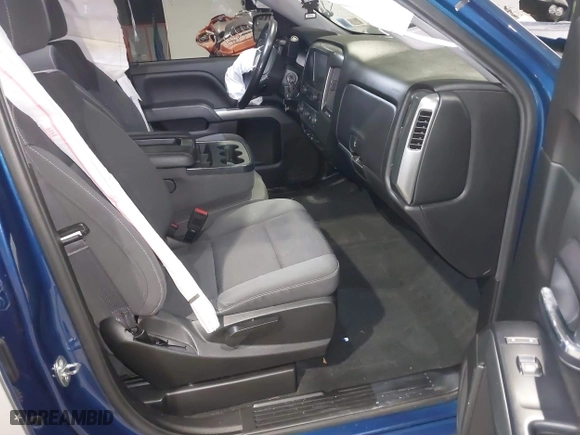 2018 Chevrolet Silverado 1500 LT with VIN 2GCVKREC9J1114124, listed as a IAAI auction lot 41201516 with 51,857 mi miles. Bid and sale history available at carsss.com. Image 5.