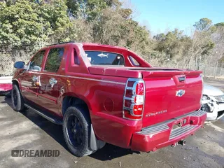 2007 Chevrolet Avalanche LTZ with VIN 3GNFK123X7G135629, listed as a IAAI auction lot 41348757 with 240,170 mi miles and . Bid and sale history available at DreamBid. Image 3.