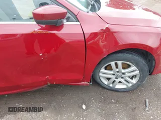 2017 Volkswagen Jetta S z VIN 3VW2B7AJ2HM314001, wystawiony jako IAAI lot #42602453 z przebiegiem 88 464 mil mil oraz . Historia ofert i sprzedaży dostępna na DreamBid. Obrazek 6.