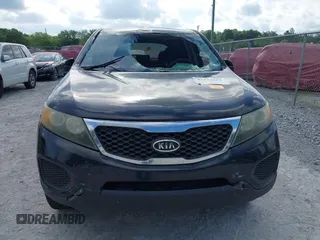 2011 Kia Sorento LX with VIN 5XYKT3A19BG069582, listed as a IAAI auction lot 42172861 with Not Provided miles and . Bid and sale history available at DreamBid. Image 6.