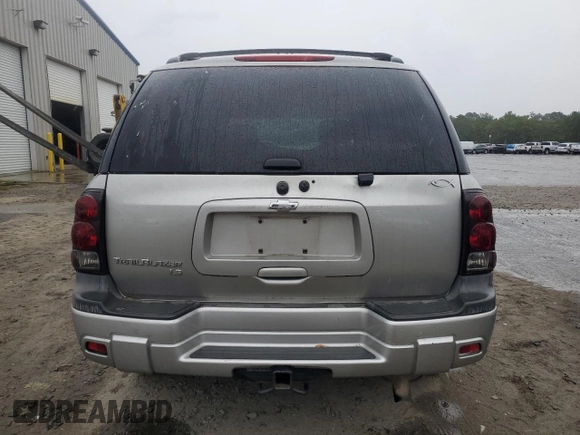 2006 Chevrolet TrailBlazer LS with VIN 1GNDT13S262155097, listed as a Copart auction lot 70462244 with 49,995 mi miles and Salvage Title. Bid and sale history available at DreamBid. Image 6.