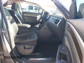 2023 Volkswagen Atlas SE with VIN 1V2JR2CA4PC538749, listed as a IAAI auction lot 41206267 with 23,197 mi miles and . Bid and sale history available at DreamBid. Image 5.