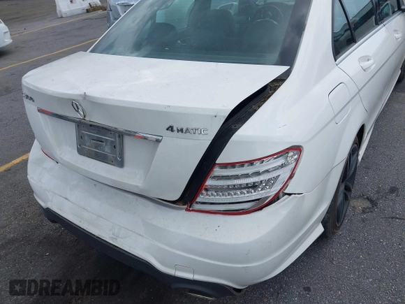 2013 Mercedes-Benz C 300 Sport with VIN WDDGF8AB8DR287316, listed as a IAAI auction lot 42645992 with 156,974 mi miles and . Bid and sale history available at DreamBid. Image 17.