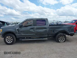 2017 Ford F-250 Lariat с VIN 1FT7W2BTXHEC68228, выставлен на аукционе IAAI как лот 42333514 с пробегом Не указан миль и . История ставок и продаж доступна на DreamBid. Изображение 6.