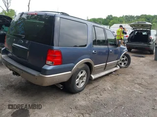 2004 Ford Expedition Eddie Bauer with VIN 1FMPU18L44LB32895, listed as a IAAI auction lot 42329514 with 283,718 mi miles and . Bid and sale history available at DreamBid. Image 4.