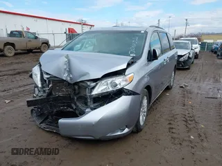 2017 Toyota Sienna XLE Auto Access Seat with VIN 5TDYZ3DC9HS795220, listed as a IAAI auction lot 41641227 with 86,336 mi miles and . Bid and sale history available at DreamBid. Image 11.