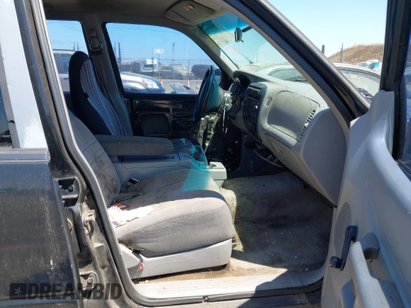 1997 Ford Explorer XL with VIN 1FMDU34E1VZB70489, listed as a IAAI auction lot 42610172 with 252,515 mi miles and . Bid and sale history available at DreamBid. Image 5.
