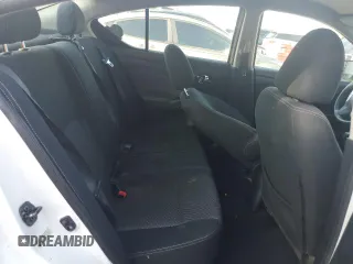 2016 Nissan Versa S z VIN 3N1CN7AP7GL893786, wystawiony jako Copart lot #58394985 z przebiegiem 107 461 mil mil oraz Szkoda całkowita • Salvage title. Historia ofert i sprzedaży dostępna na DreamBid. Obrazek 10.