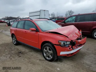 2006 Volvo V50 with VIN YV1MJ682862201966, listed as a Copart auction lot 74608684 with 136,056 mi miles and Non Repairable. Bid and sale history available at carsss.com. Image 4.