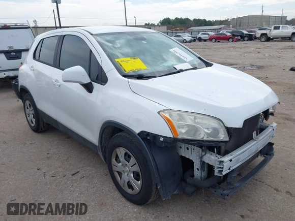2015 Chevrolet Trax LS with VIN KL7CJKSB8FB087564, listed as a IAAI auction lot 41646208 with 179,335 mi miles. Bid and sale history available at carsss.com. Image 1.