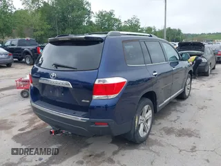 2013 Toyota Highlander Limited with VIN 5TDDK3EHXDS189772, listed as a IAAI auction lot 42522005 with 127,512 mi miles and . Bid and sale history available at DreamBid. Image 4.