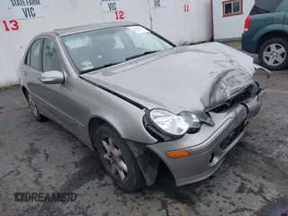 2005 Mercedes-Benz C 240 with VIN WDBRF81J25F609153, listed as a IAAI auction lot 41582984 with 148,546 mi miles and . Bid and sale history available at DreamBid. Image 1.