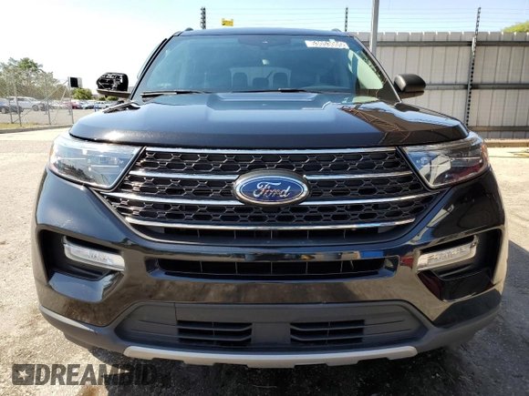 2023 Ford Explorer XLT with VIN 1FMSK7DH9PGA24760, listed as a Copart auction lot 53053005 with 37,044 mi miles and Clean Title. Bid and sale history available at carsss.com. Image 5.