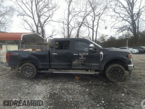 2020 Ford Super Duty F-250 SRW XL with VIN 1FT7W2BT5LED61876, listed as a IAAI auction lot 41526635 with 190,000 mi miles. Bid and sale history available at carsss.com. Image 14.